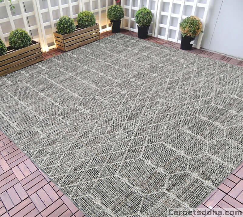 Outdoor carpet